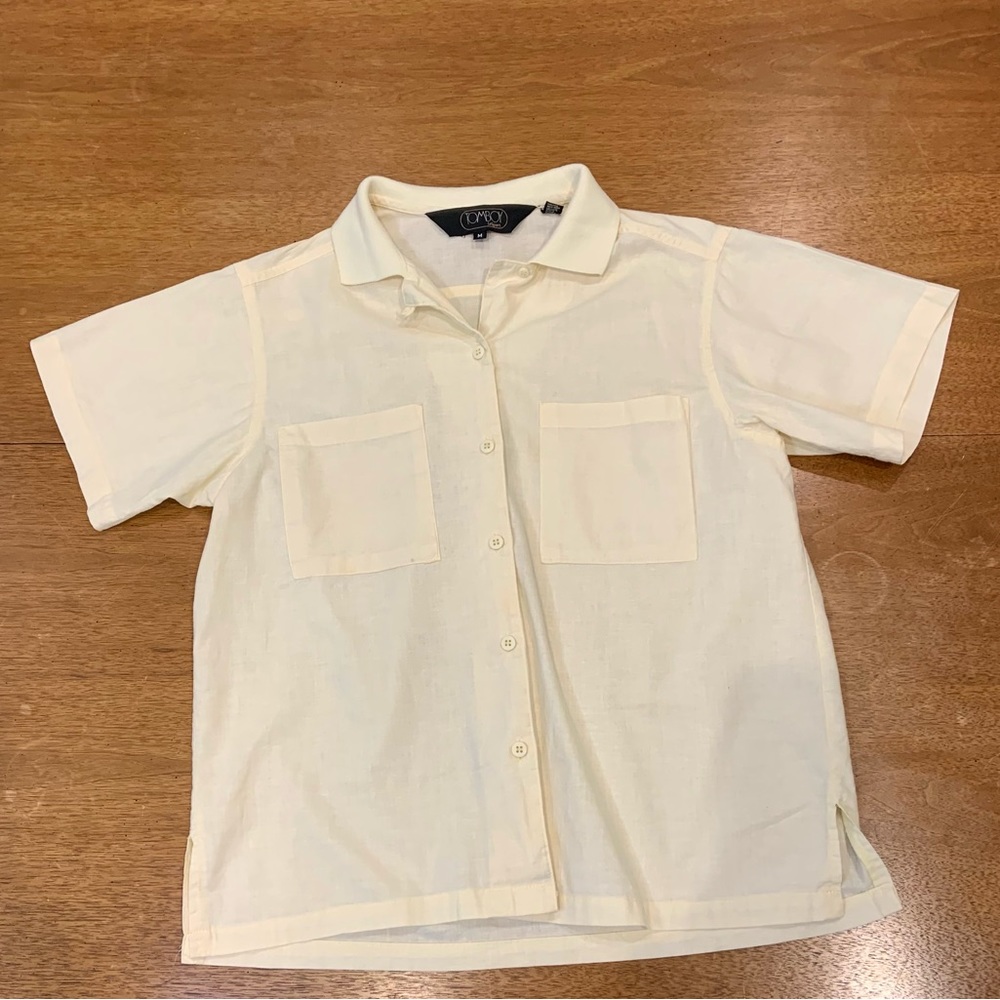 Tomboy Le Sport vintage 1980s cotton button down shirt in pale yellow